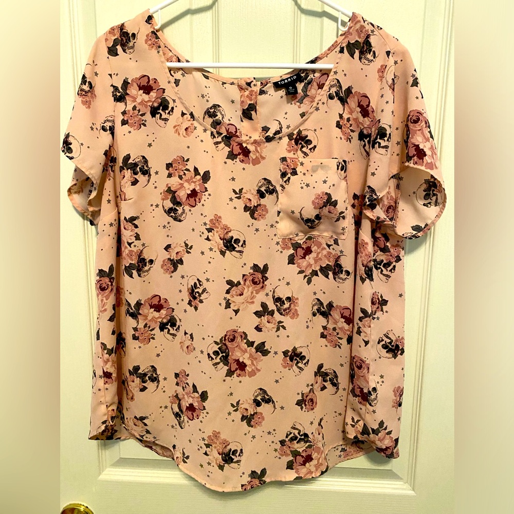 Torrid Pink Skull Button Back Blouse